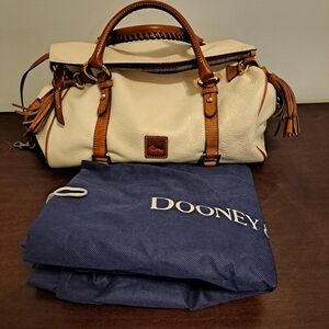 Dooney &Bourke leather handbag